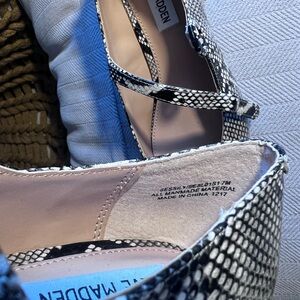 Steve Madden Black and White Women's Shoes